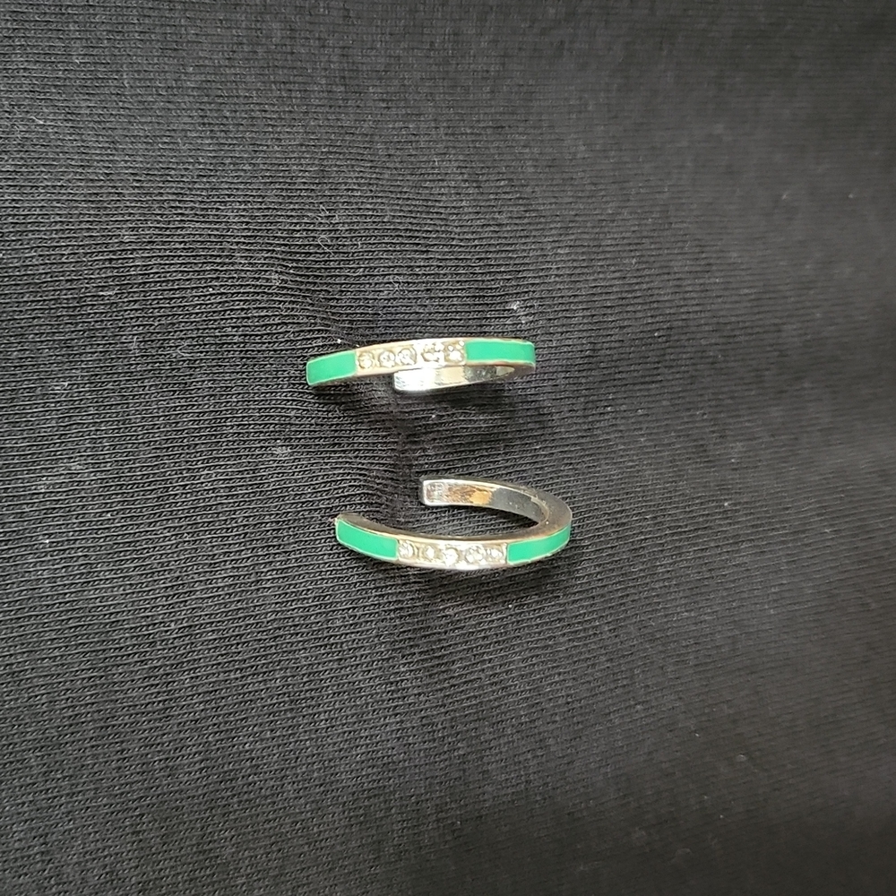 Avon Be Spontaneous Earrings